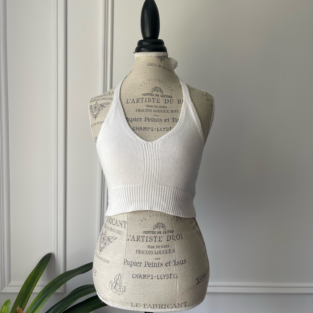 White knit halter neck crop top